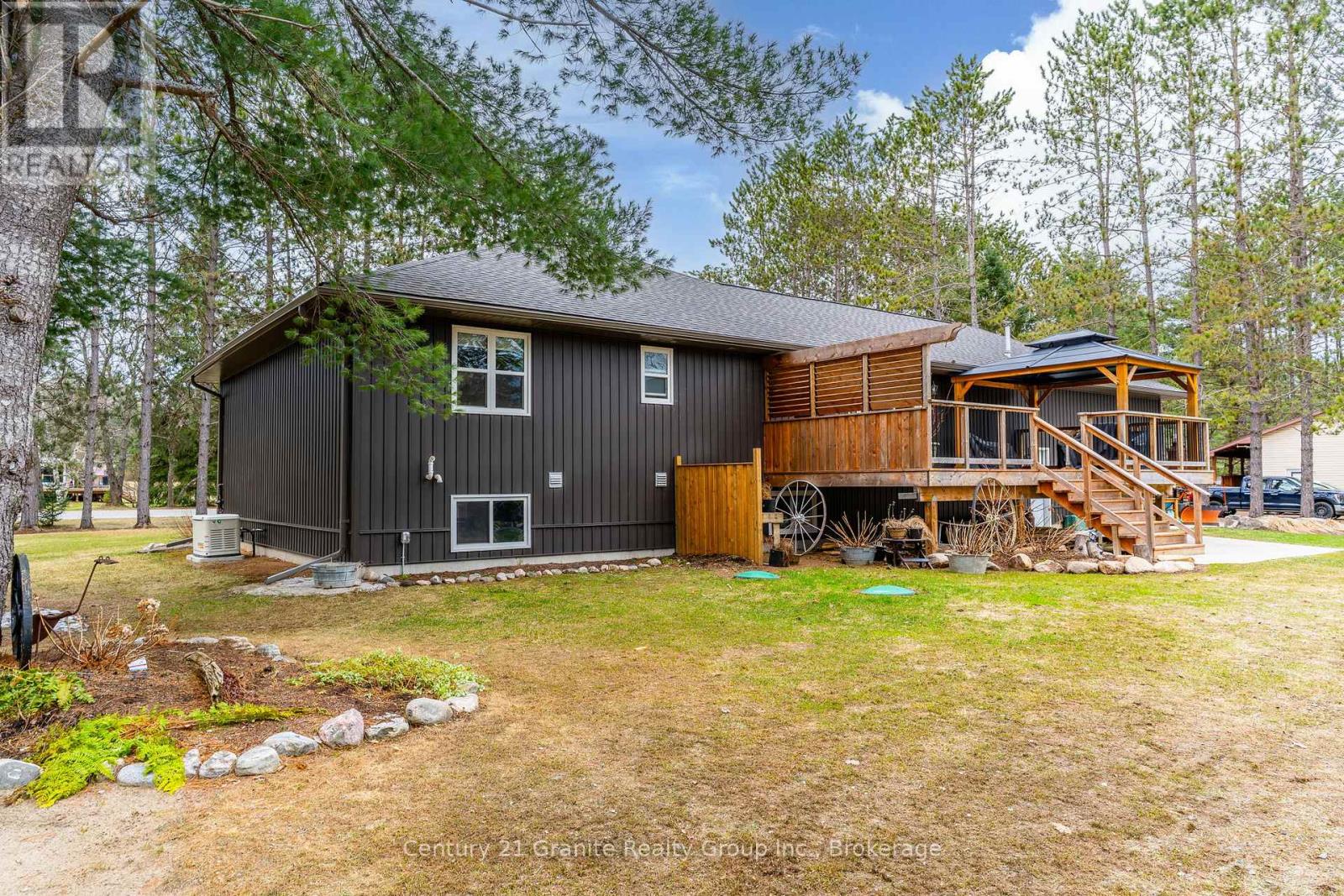 460 Bobcaygeon Road, Minden Hills, Ontario  K0M 2K0 - Photo 45 - X12037250