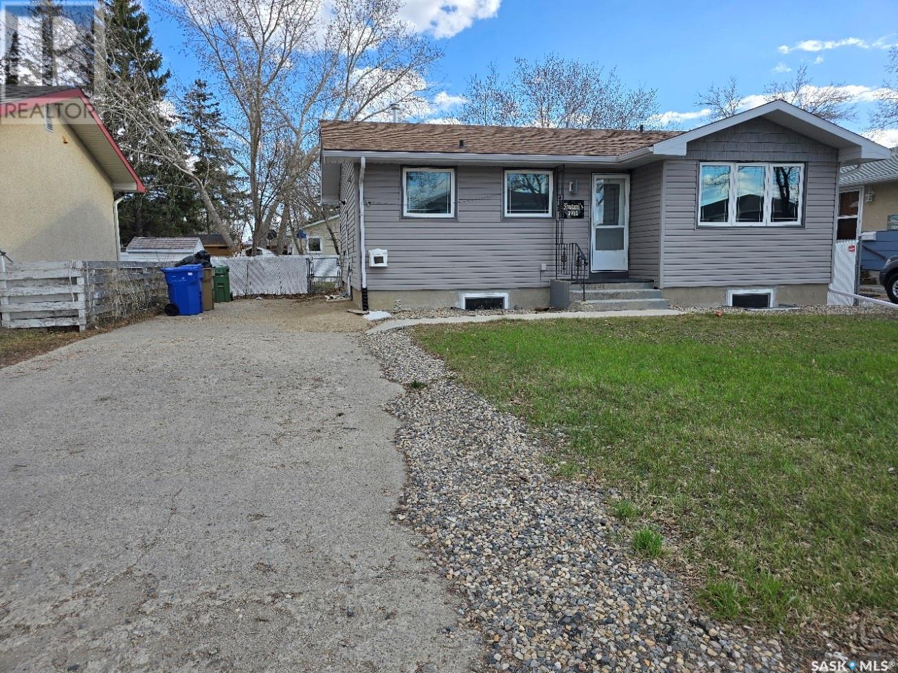 Property at 1931 7th AVENUE image 3