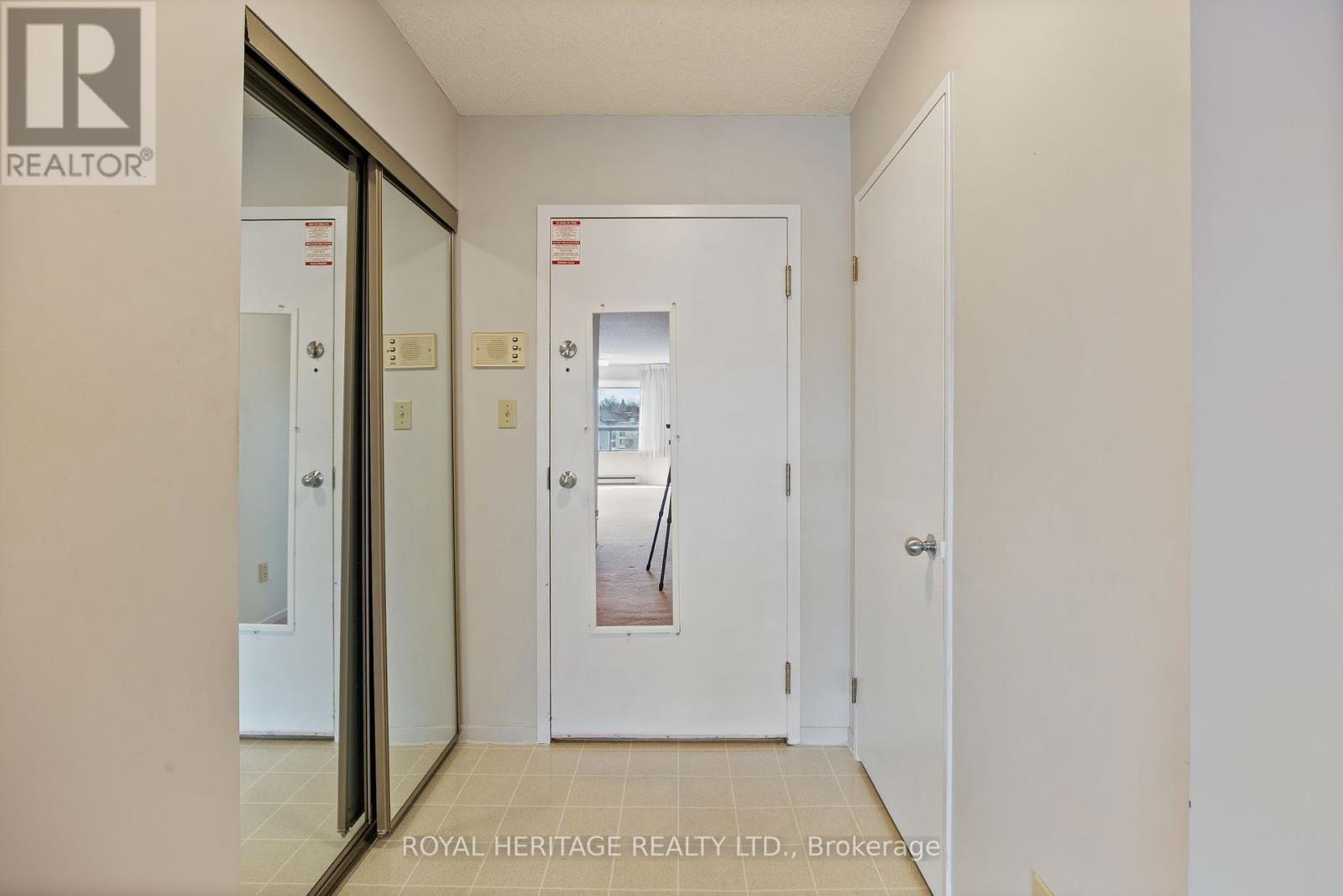 304 - 41 Ash Street, Uxbridge, Ontario  L9P 1E2 - Photo 3 - N12102613