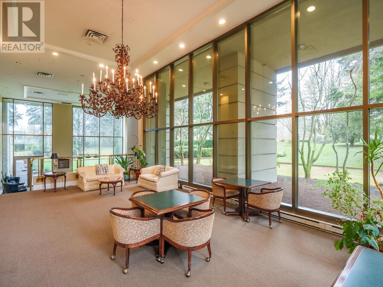 Listing Picture 21 of 31 : 1706 6888 STATION HILL DRIVE, Burnaby / 本拿比 - 魯藝地產 Yvonne Lu Group - MLS Medallion Club Member