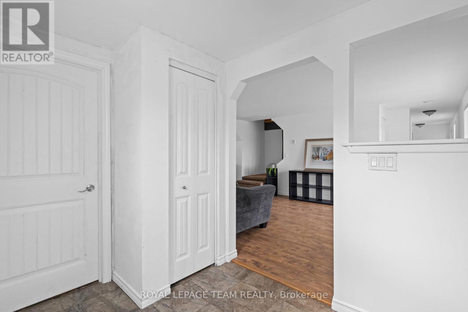 275 Weedmark Road, Merrickville-Wolford, Ontario  K0G 1N0 - Photo 7 - X12118470