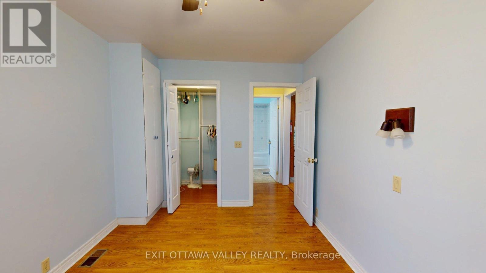 616 First Avenue, Laurentian Valley, Ontario  K8A 5E1 - Photo 21 - X12118440