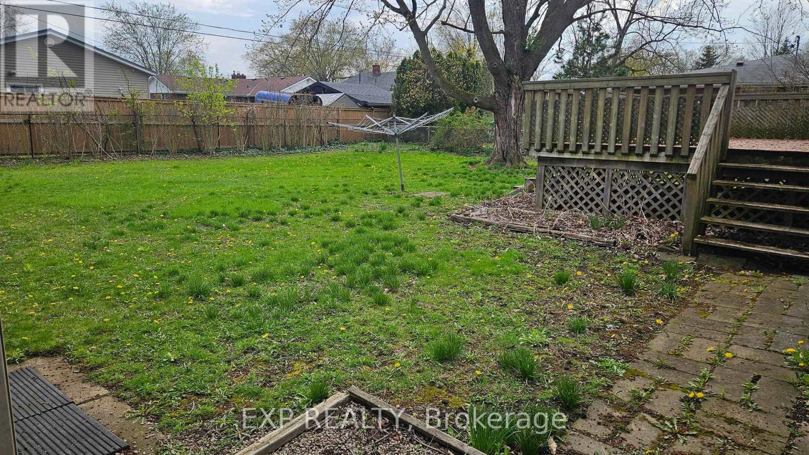 121 Forks Road, Welland (Dain City), Ontario  L3B 5K6 - Photo 14 - X12118422