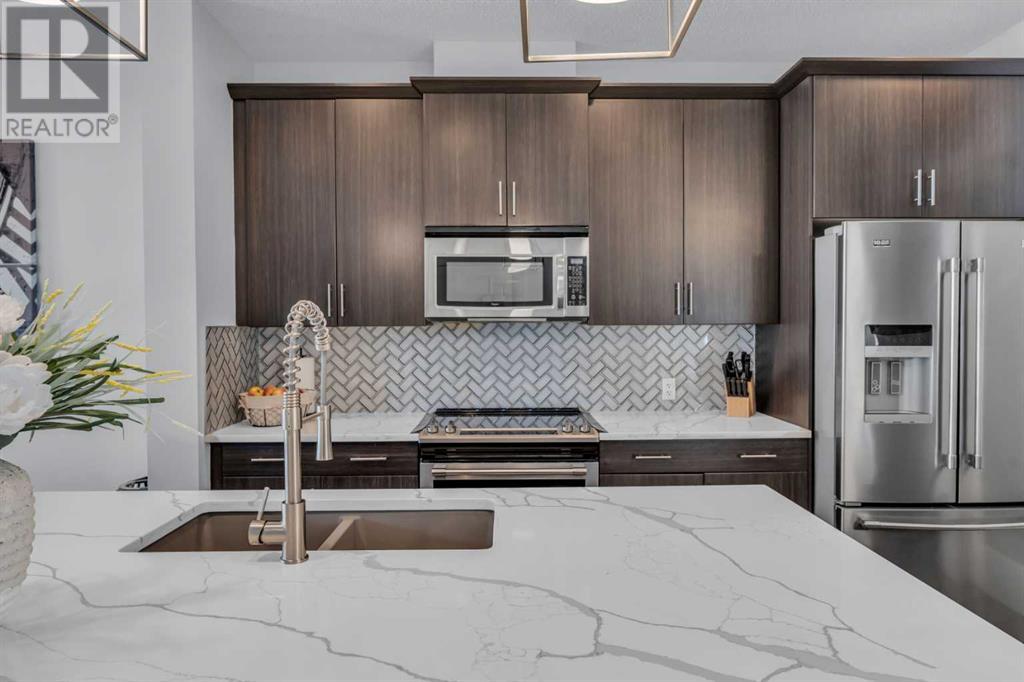 156 Evanswood Circle Nw, Calgary, Alberta  T3P 0K1 - Photo 2 - A2213071