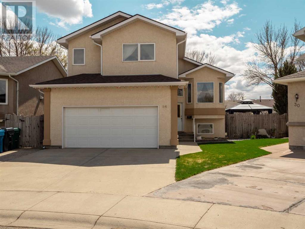 34 St James Crescent N, Lethbridge, Alberta  T1H 6M5 - Photo 2 - A2215311