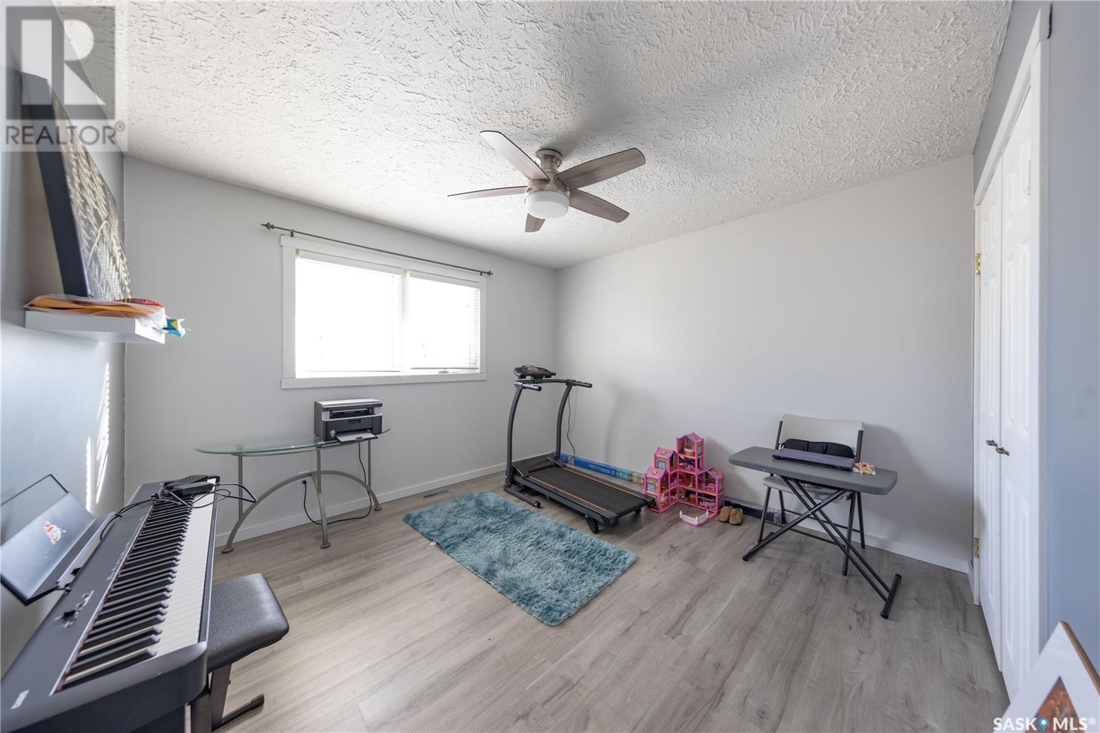 464 5th Avenue W, Unity, Saskatchewan  S0K 4L0 - Photo 23 - SK994136