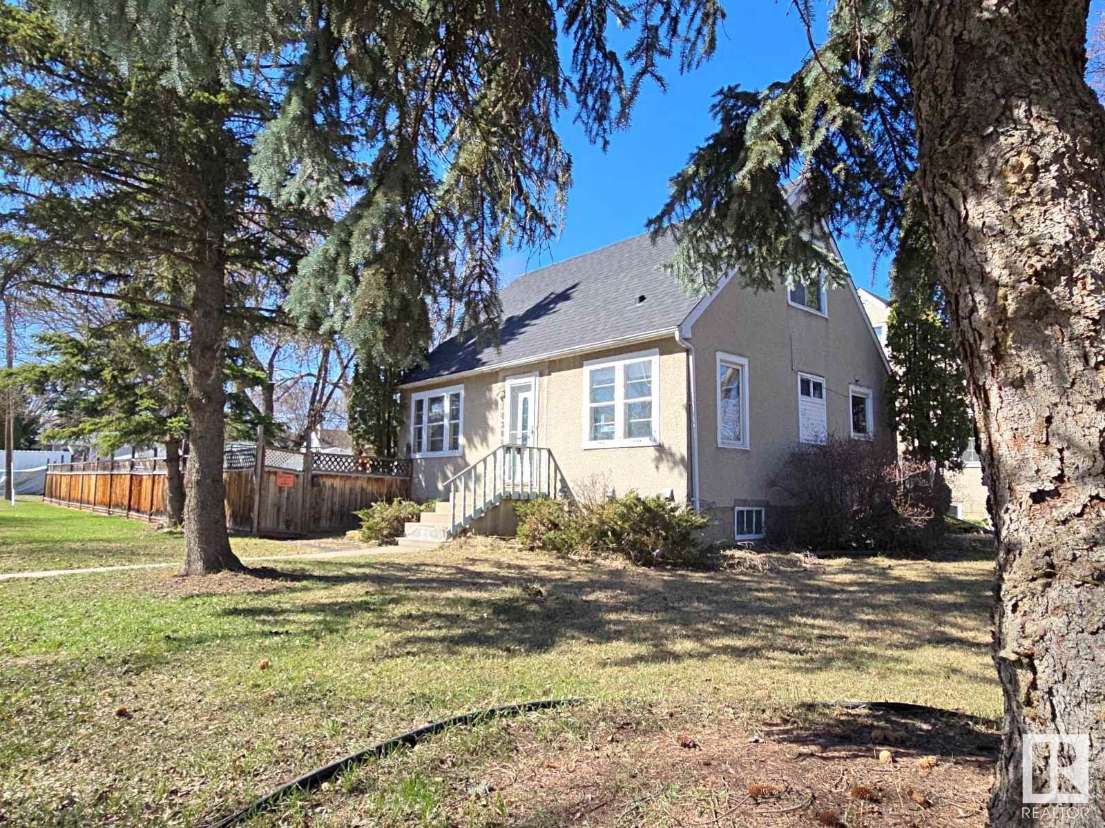 Property at 10204 123 AV NW image 1