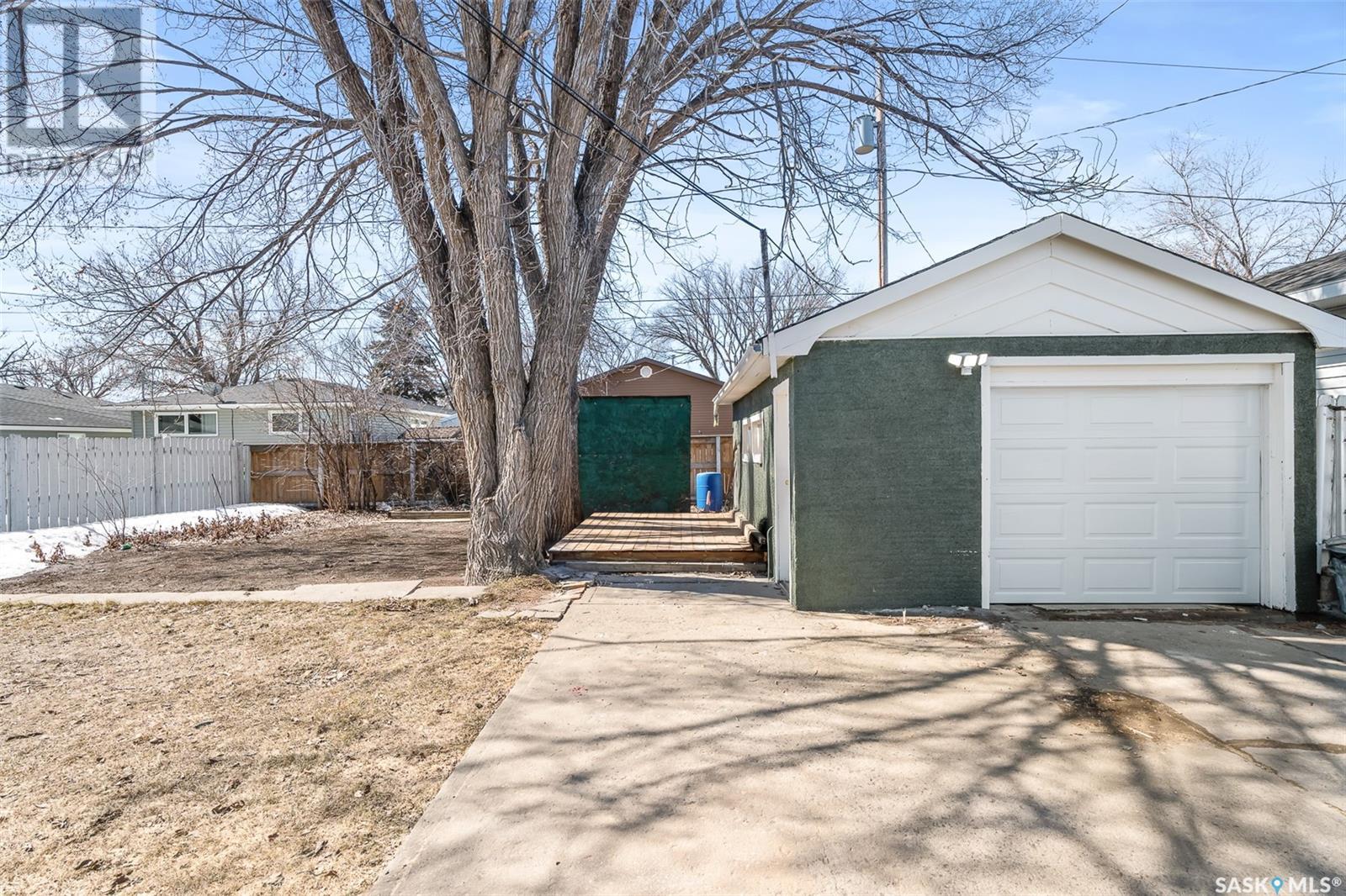 Property at 1066 11th AVENUE image 2