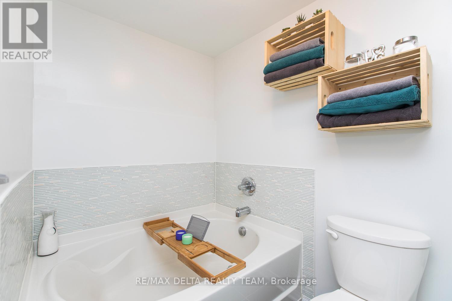 300 Galston Private, Ottawa, Ontario  K1W 0G3 - Photo 43 - X12103024