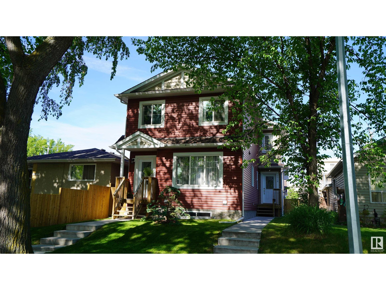 Property at 12018 65 ST NW image 1