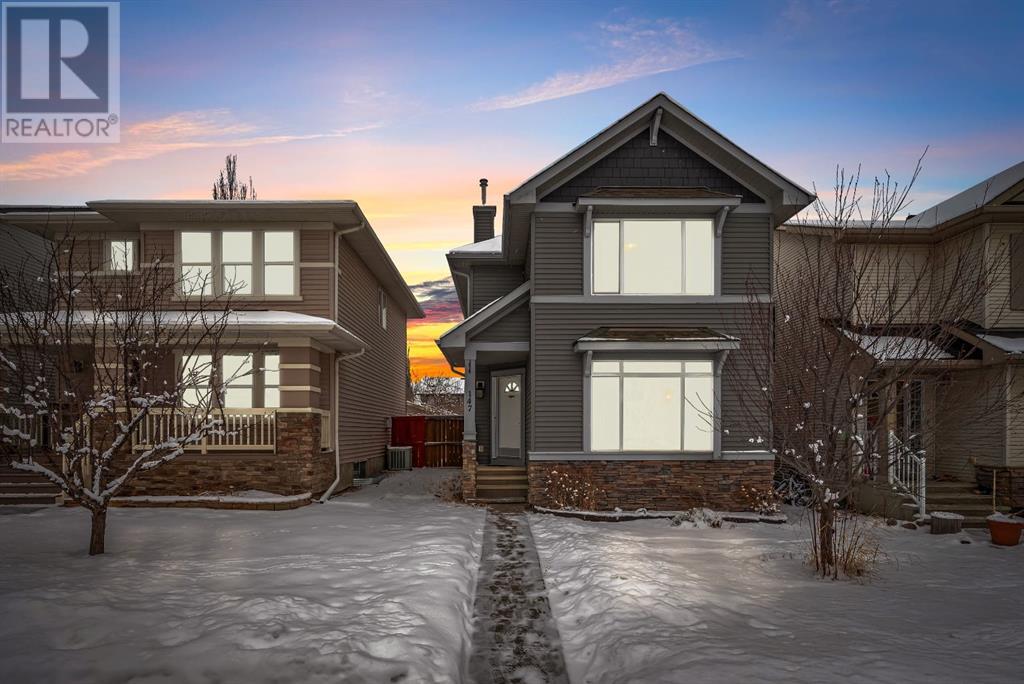 Property at 147 Silverado Plains Close SW image 4