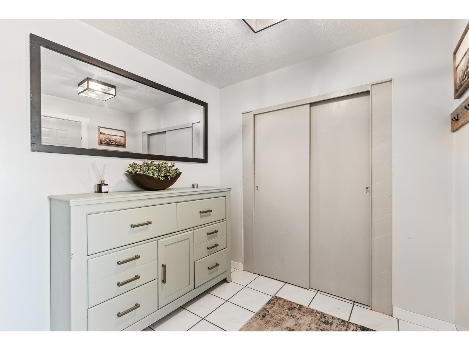 Property at 35666 MOORE AVENUE image 4