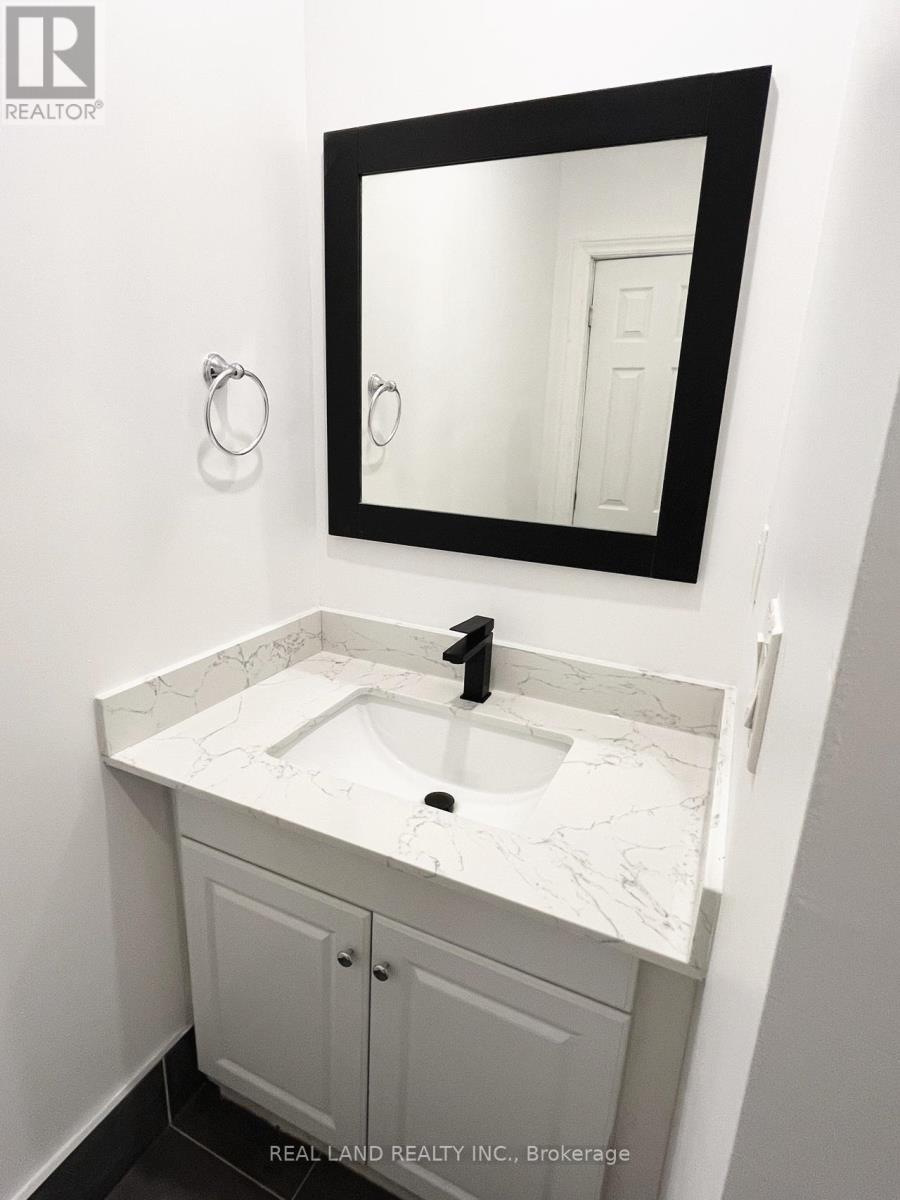 Unit 5 - 31 King Street E, Oshawa, Ontario  L1H 1B2 - Photo 12 - E12118513