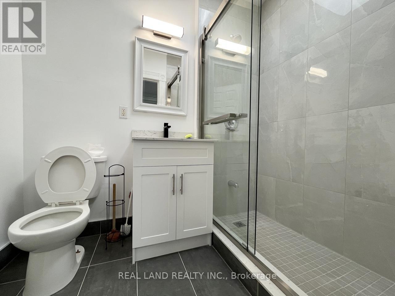 Unit 5 - 31 King Street E, Oshawa, Ontario  L1H 1B2 - Photo 17 - E12118513