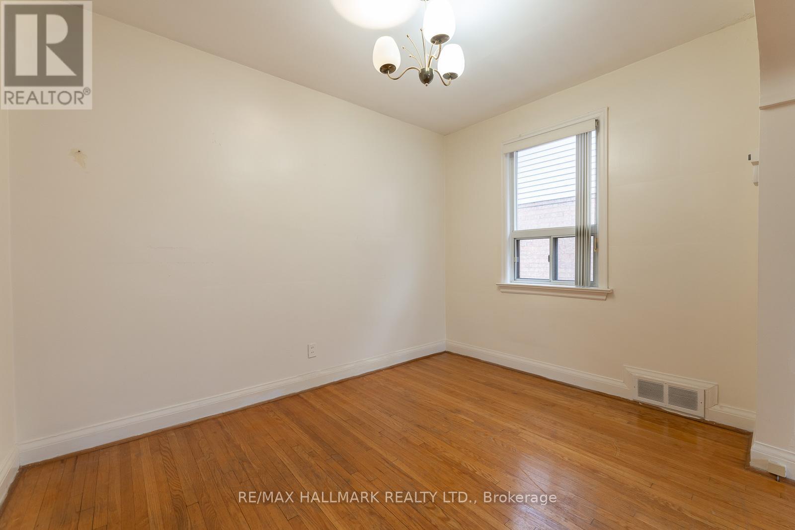 65 Cadillac Avenue, Toronto (Clanton Park), Ontario  M3H 1S4 - Photo 11 - C12113177