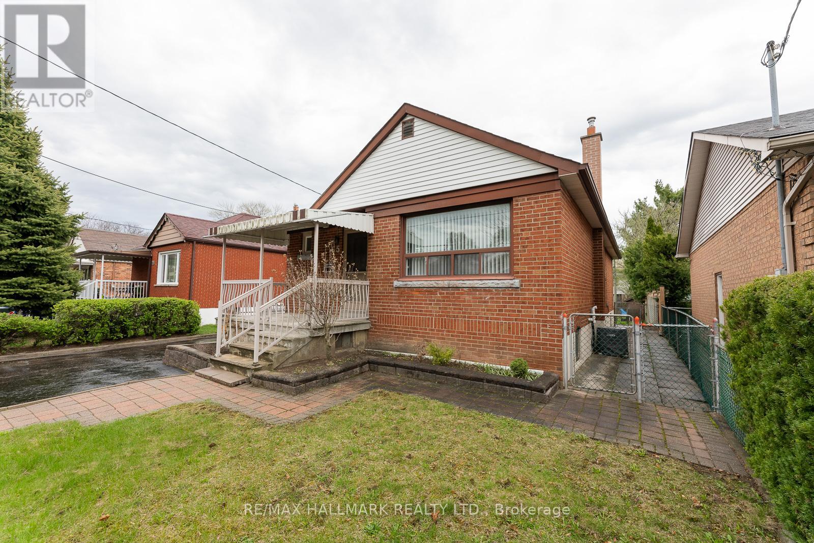 65 Cadillac Avenue, Toronto (Clanton Park), Ontario  M3H 1S4 - Photo 38 - C12113177