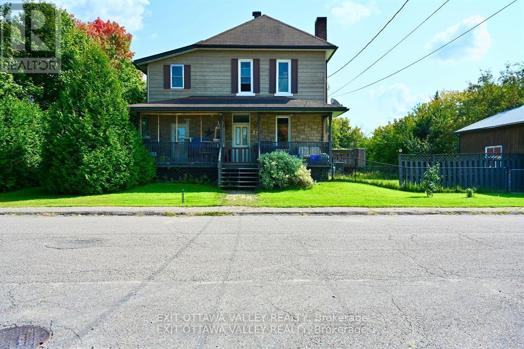27 Meadow Street, Whitewater Region, Ontario  K0J 1K0 - Photo 2 - X12009353