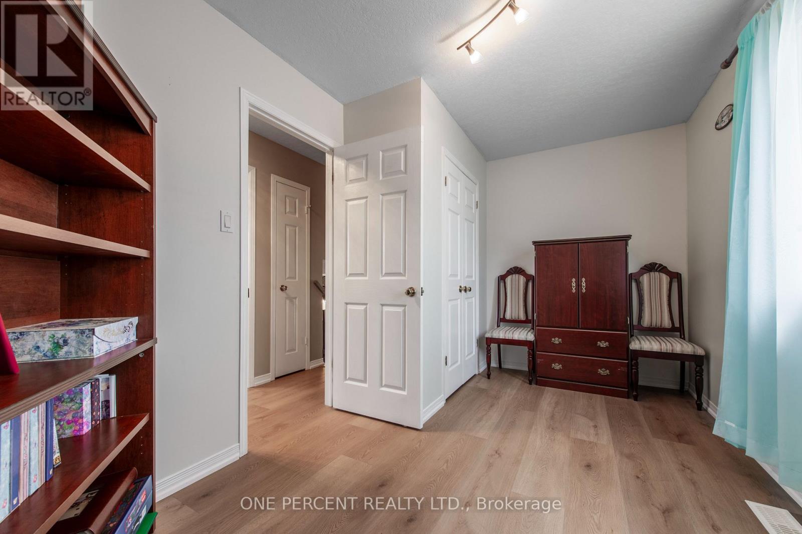 89 Glengarry Road, Orangeville, Ontario  L9W 5E2 - Photo 26 - W12118523