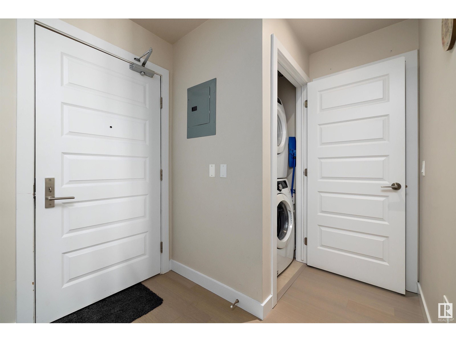 #302 10140 150 St Nw, Edmonton, Alberta  T5P 1P1 - Photo 4 - E4433895