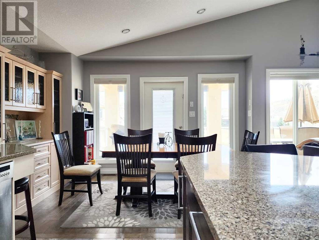295 Canyon Boulevard W, Lethbridge, Alberta  T1K 6V2 - Photo 13 - A2207300