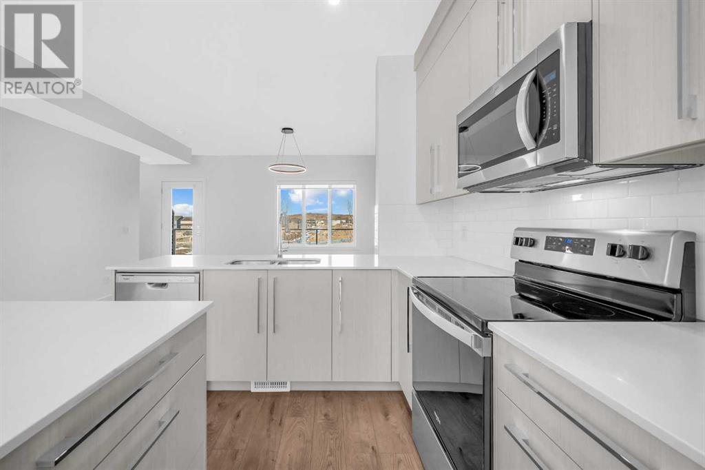 216 Creekstone Drive Sw, Calgary, Alberta  T2M 2Z8 - Photo 11 - A2201975