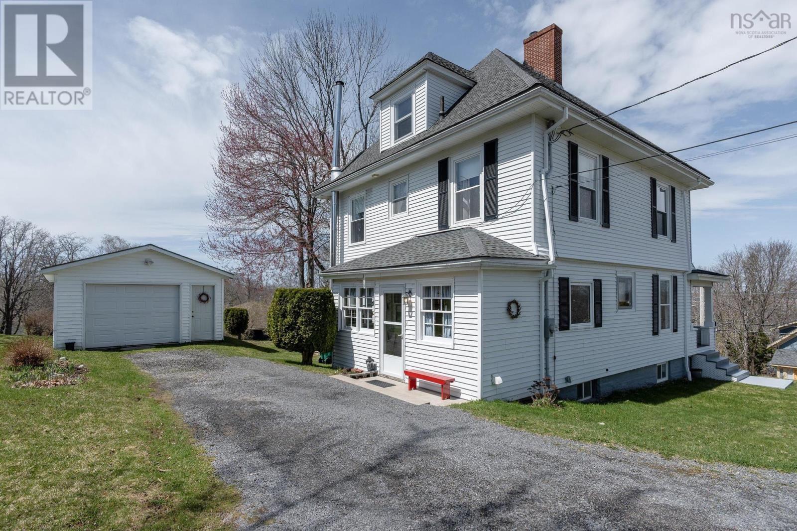 220 Alexander Street, Windsor, Nova Scotia  B0N 2T0 - Photo 4 - 202509335