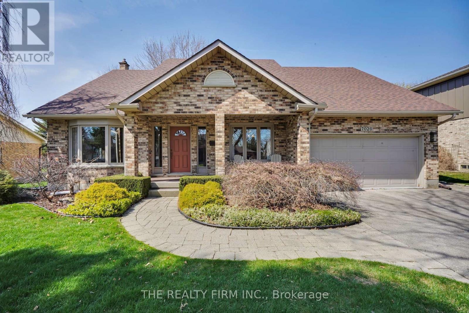 7026 Diane Crescent