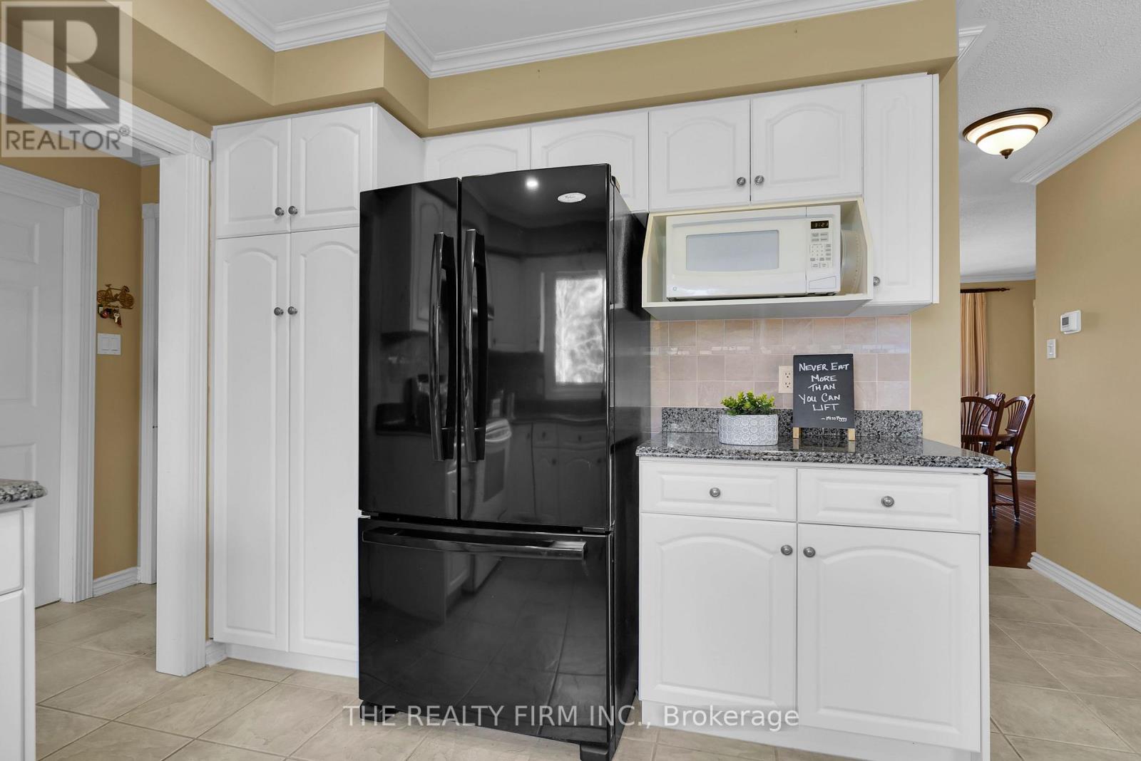 Photo 13 of 50 for 7026 Diane Crescent