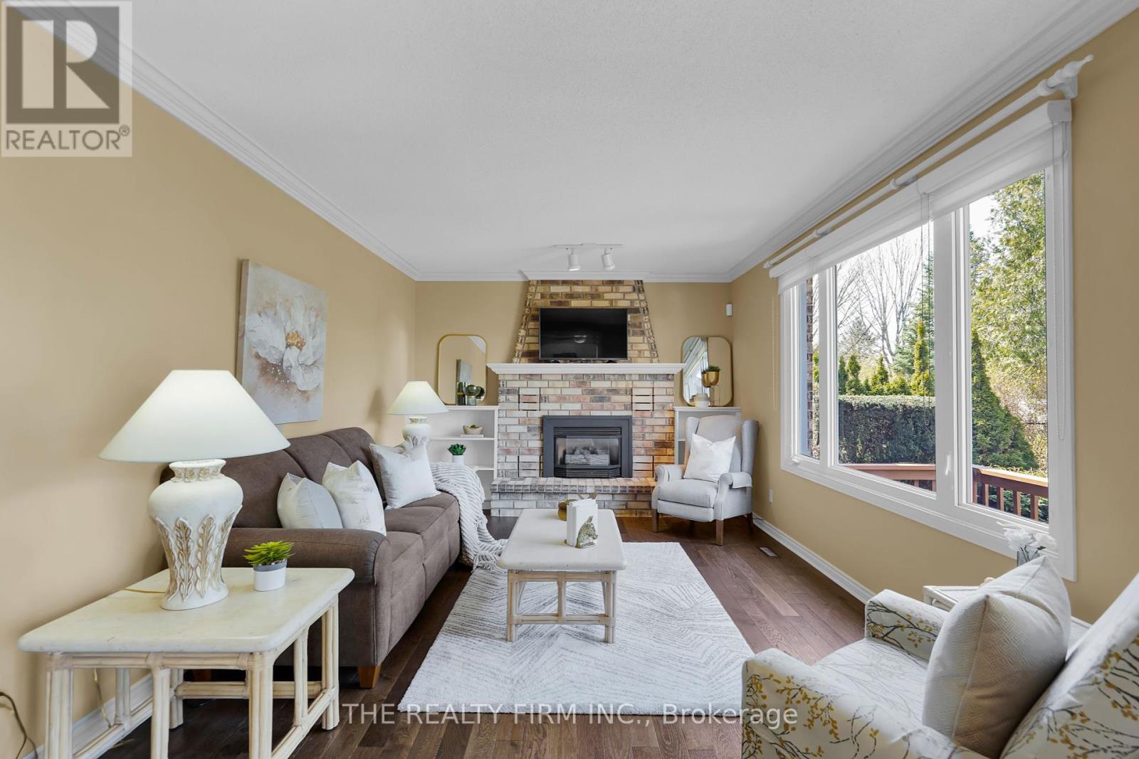 Photo 16 of 50 for 7026 Diane Crescent