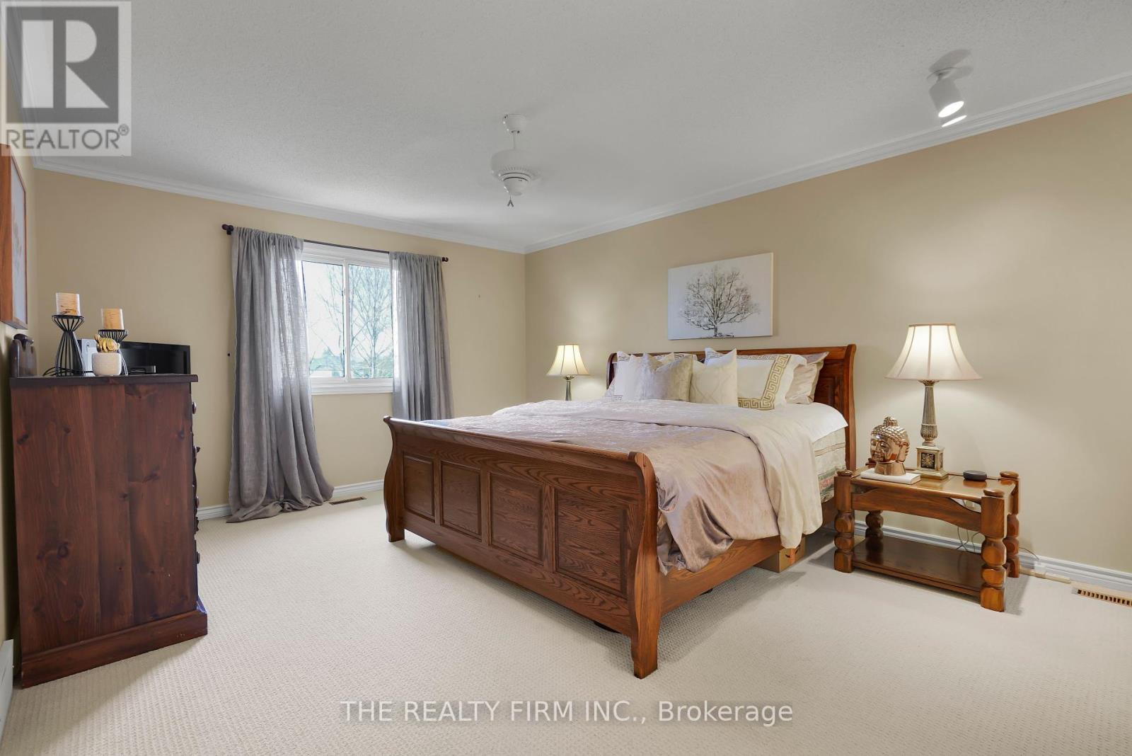 Photo 21 of 50 for 7026 Diane Crescent