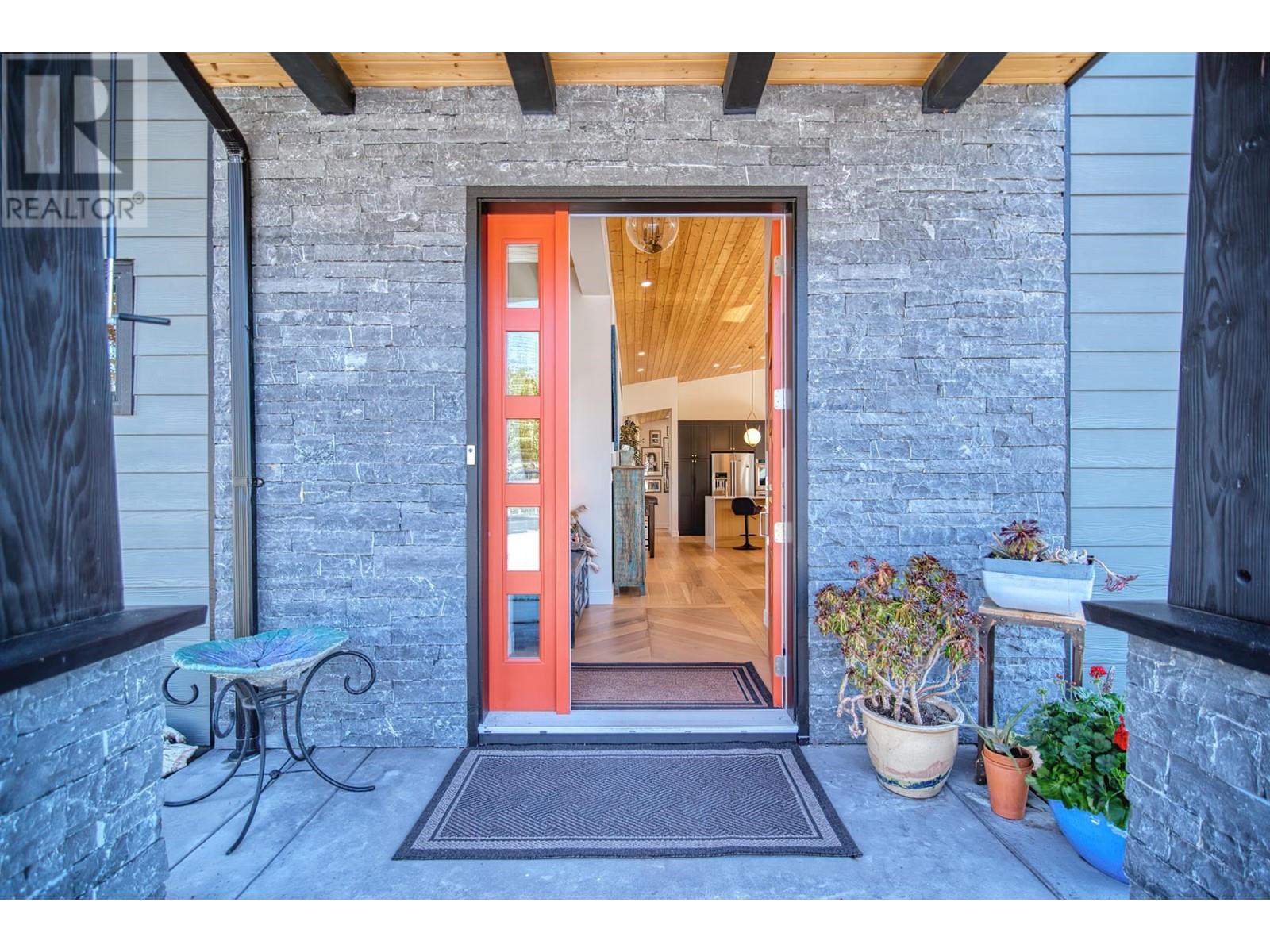Property at 5769-5771 GENNI'S WAY image 4