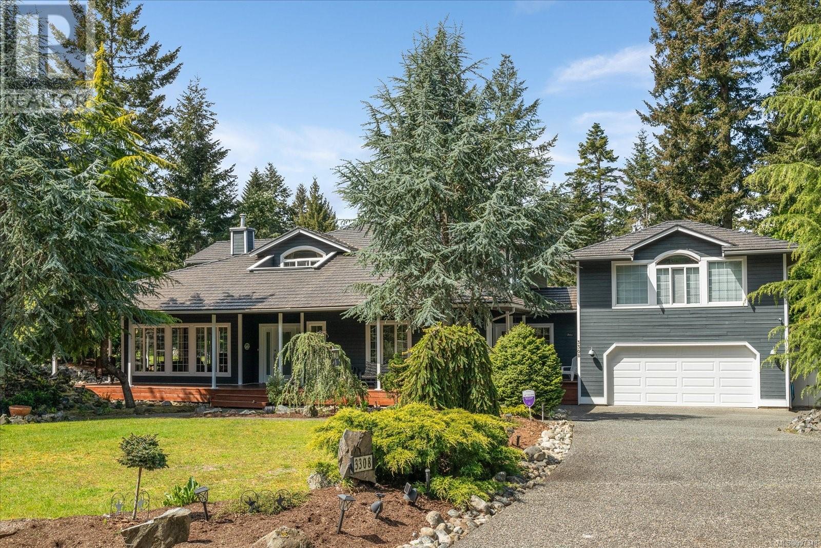 3308 Rockhampton Rd, Nanoose Bay, British Columbia