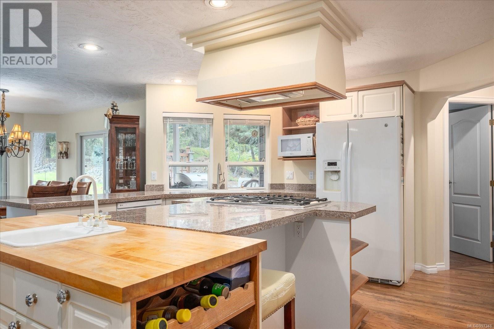 3308 Rockhampton Rd, Nanoose Bay, British Columbia  V9P 9H5 - Photo 17 - 997348