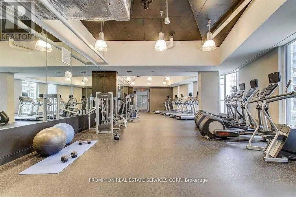 606 - 70 Queens Wharf Road, Toronto, Ontario  M5V 0J2 - Photo 16 - C12117077