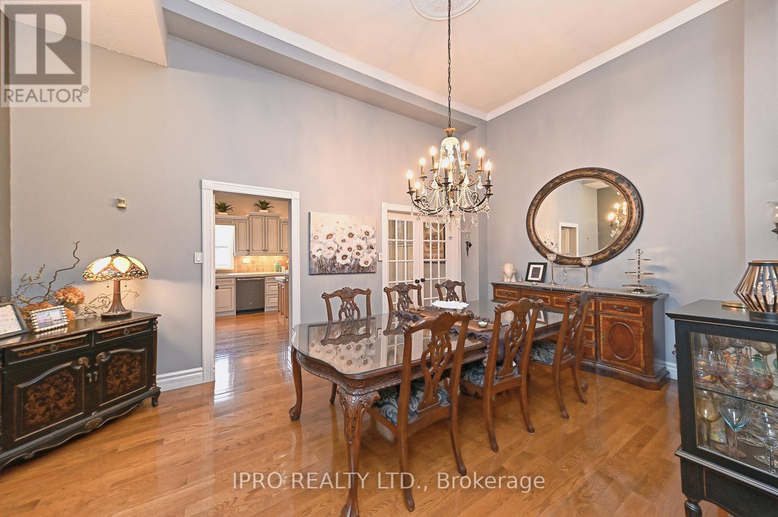 Property at 40 STORNWOOD COURT NE image 4