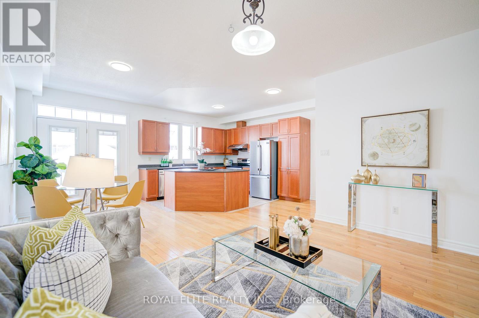358 William Berzy Boulevard, Markham, Ontario  L6C 0C2 - Photo 11 - N12118542