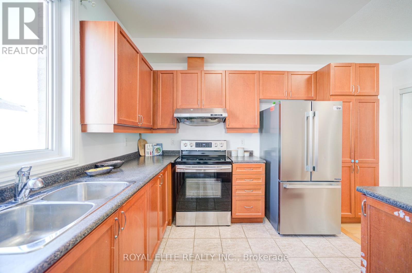 358 William Berzy Boulevard, Markham, Ontario  L6C 0C2 - Photo 16 - N12118542