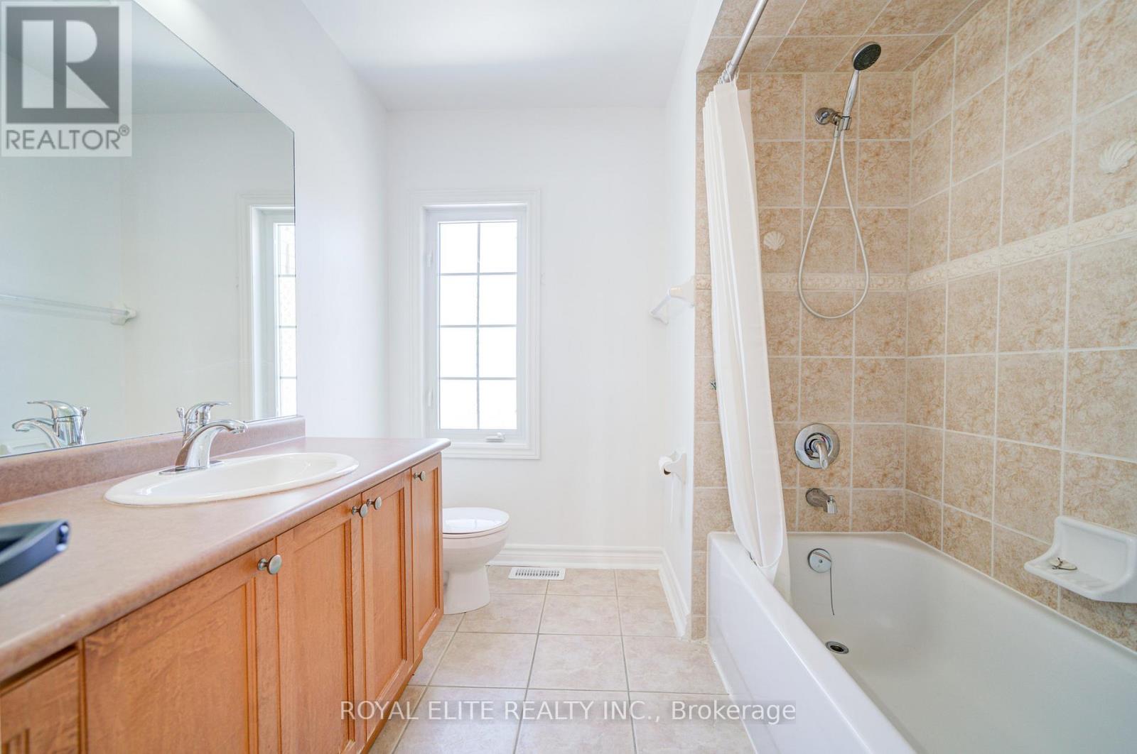 358 William Berzy Boulevard, Markham, Ontario  L6C 0C2 - Photo 18 - N12118542