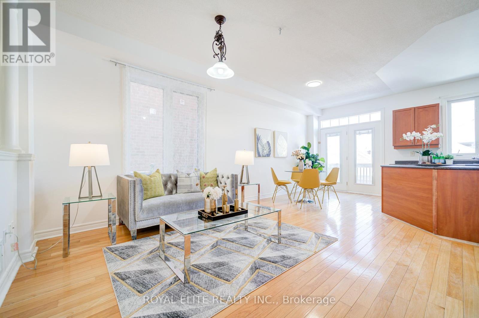 358 William Berzy Boulevard, Markham, Ontario  L6C 0C2 - Photo 9 - N12118542