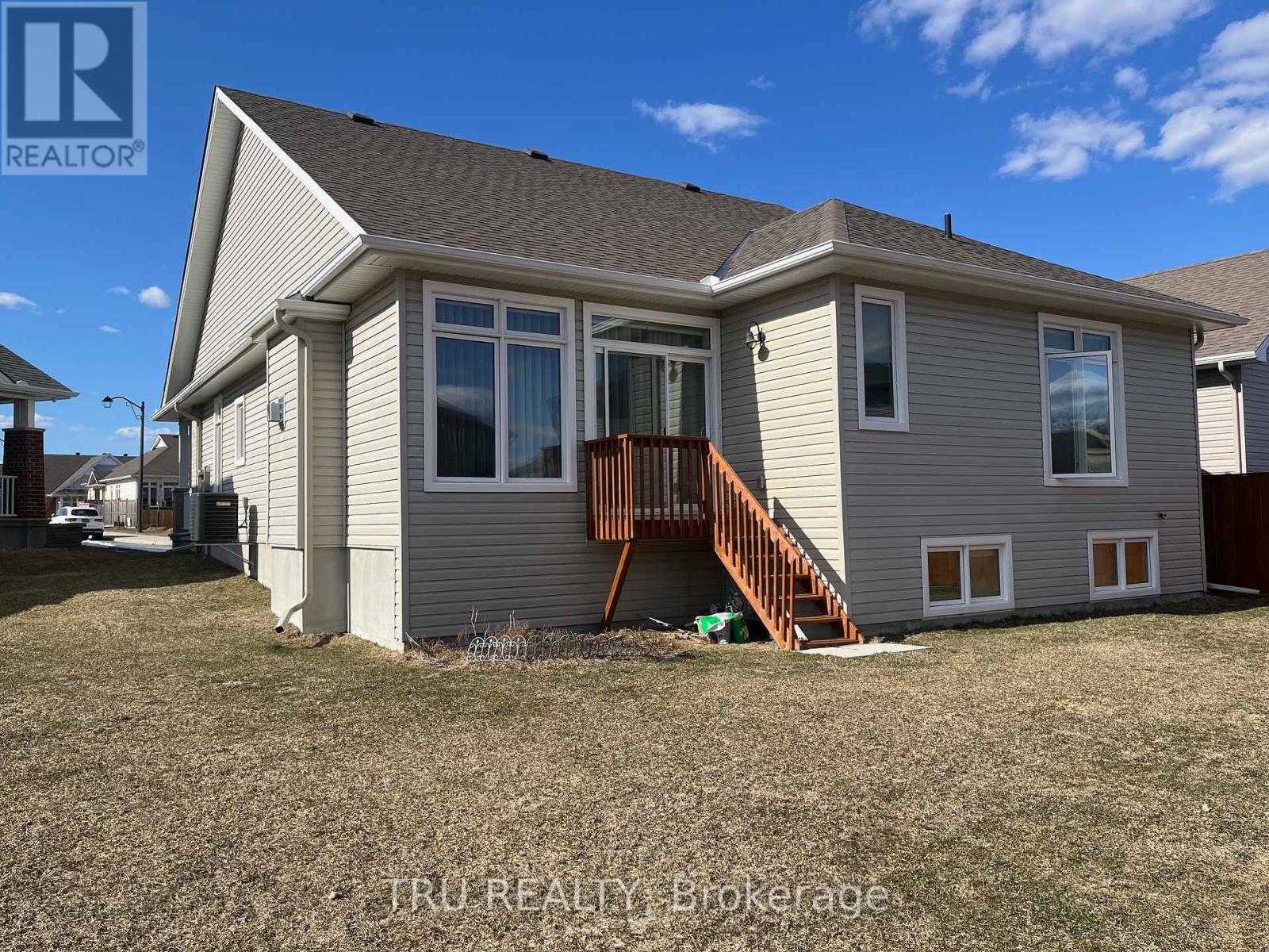 246 Maygrass Way, Ottawa, Ontario  K2S 2K9 - Photo 37 - X12114313
