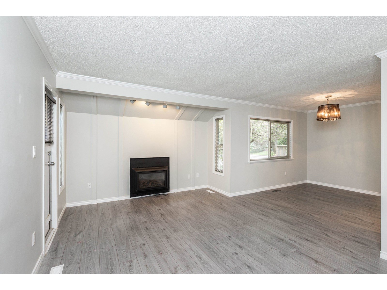1845 Lilac Drive, Surrey, British Columbia  V4A 6C7 - Photo 13 - R2996680