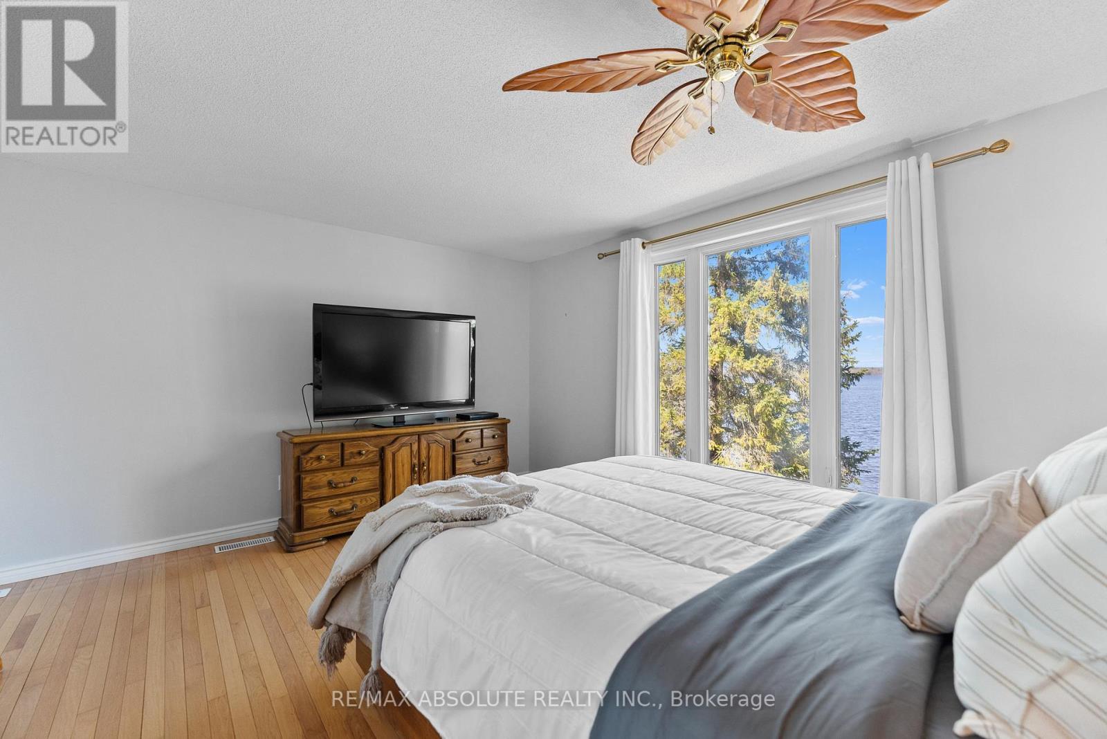 59 Mcneill Road, Mcnab/braeside, Ontario  K0A 1G0 - Photo 23 - X12118557