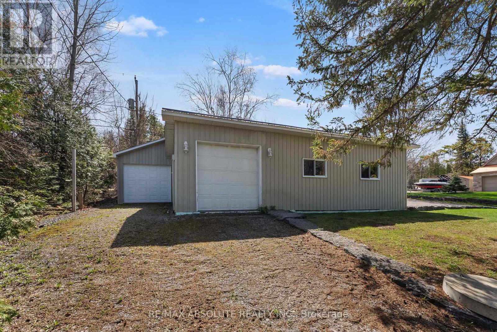 59 Mcneill Road, Mcnab/braeside, Ontario  K0A 1G0 - Photo 47 - X12118557