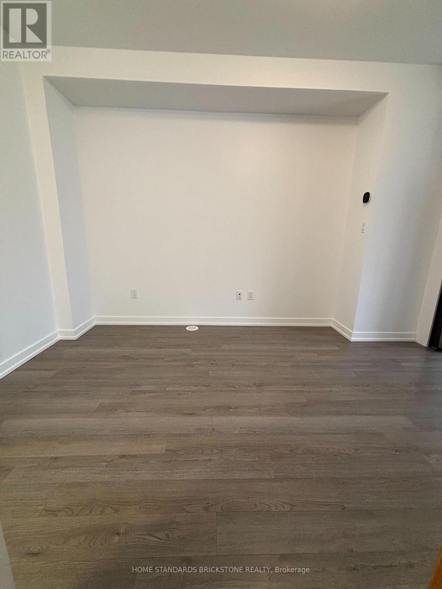 Property at 183 DOWNSVIEW PARK BOULEVARD image 2
