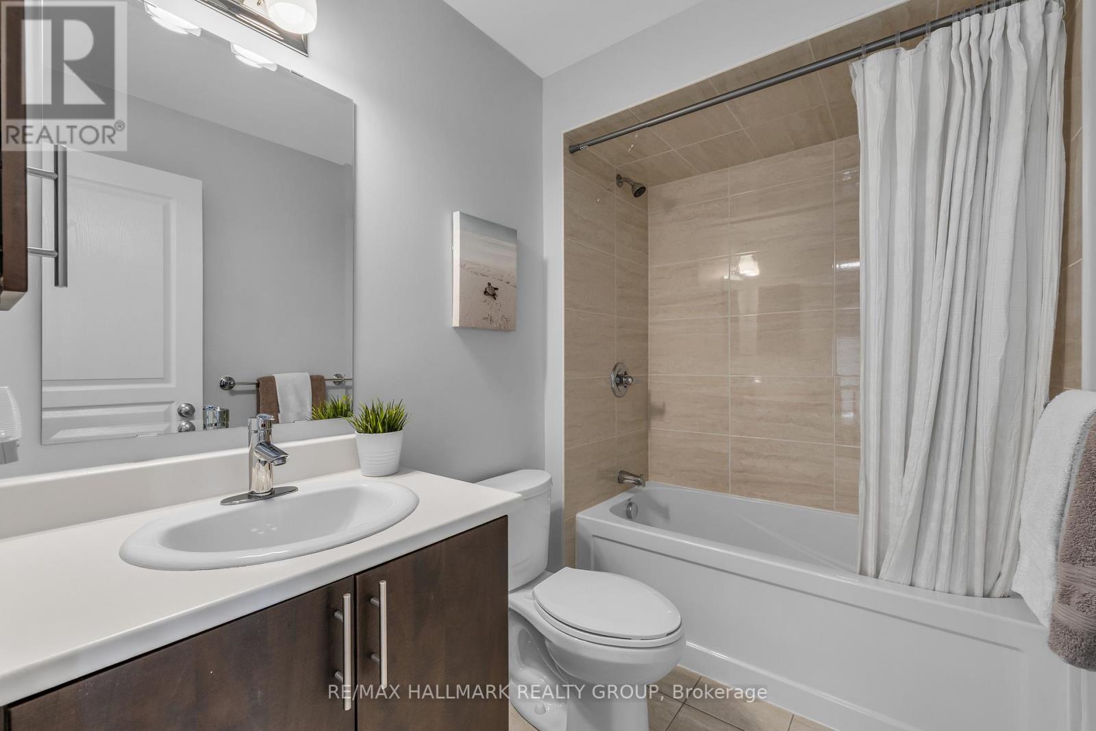 367 Trailsedge Way, Ottawa, Ontario  K1W 0G7 - Photo 21 - X12118398