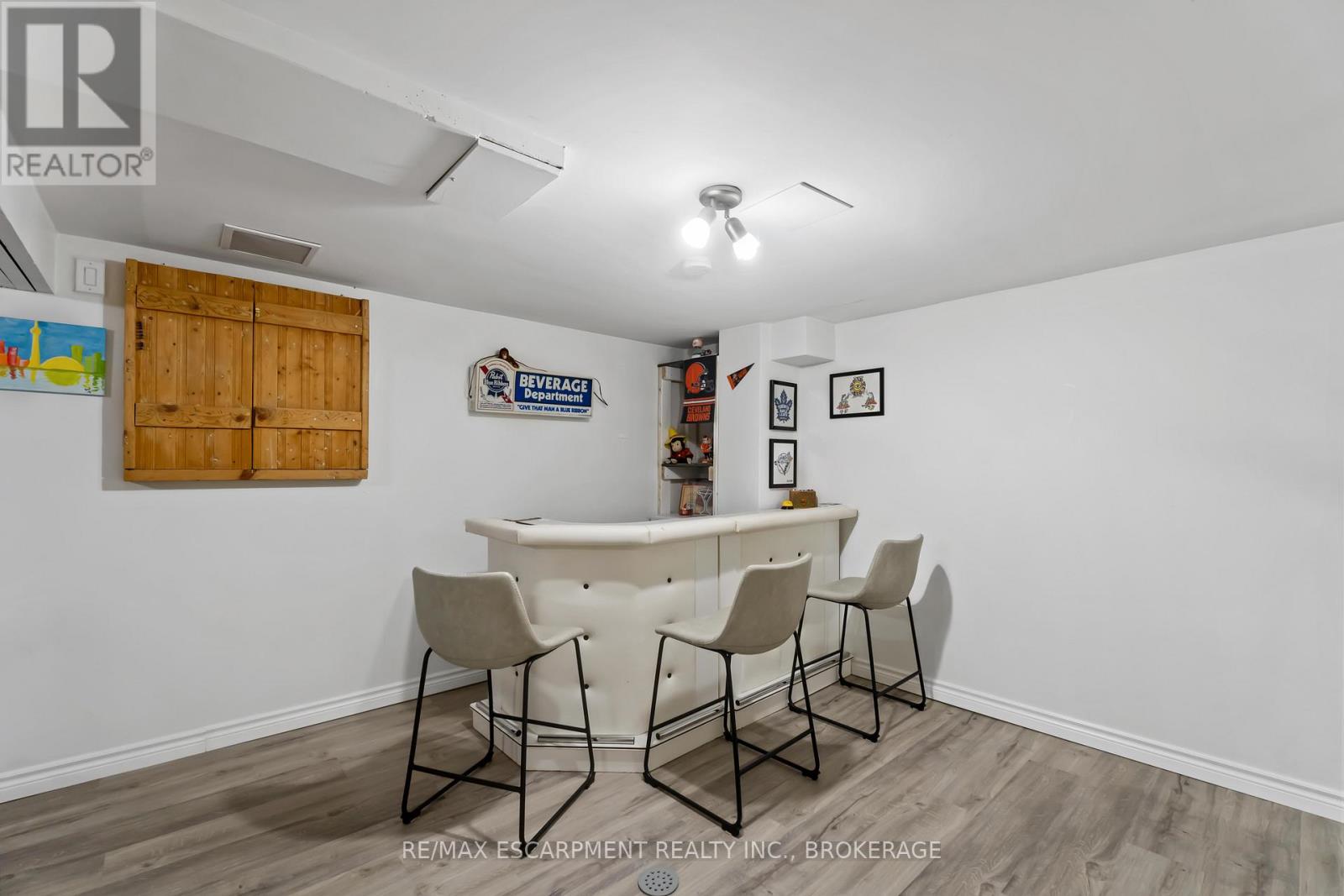 306 Cooper Road, Welland, Ontario  L3B 2A7 - Photo 24 - X12113545