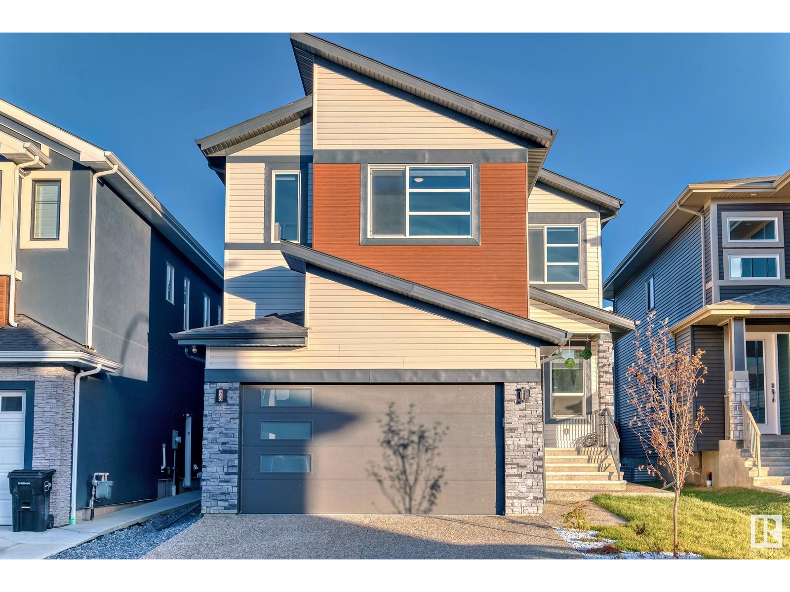 211 37 St Sw, Edmonton, Alberta  T6X 2W4 - Photo 1 - E4433904