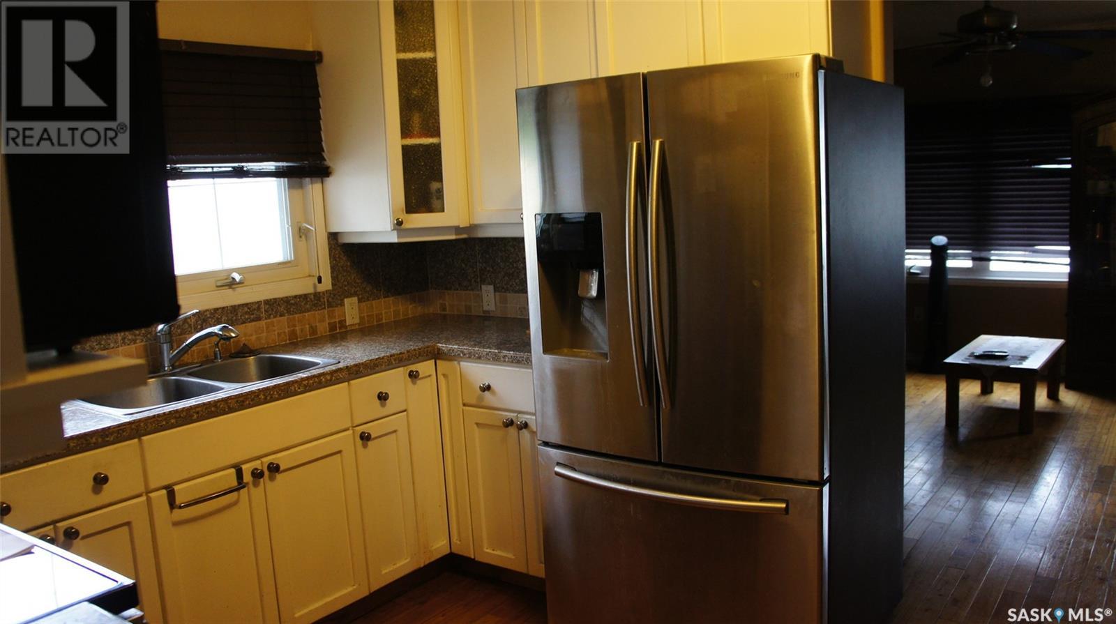 Property at 805 1st STREET image 2