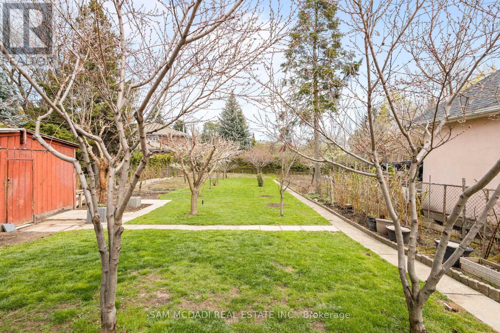 Property at 1491 ROYAL YORK ROAD image 5