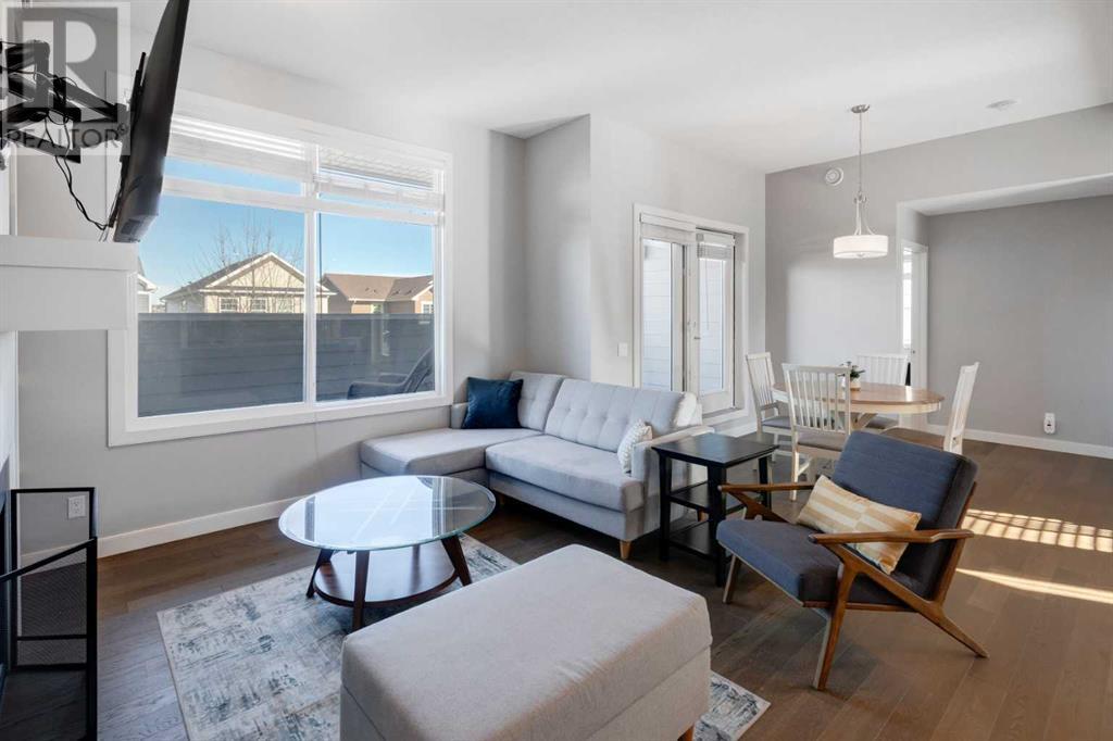Property at 170 Silverado Plains Park SW image 3